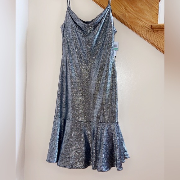 Women’s Formal Dress Size 8 Nightway Silver Drapey Party Flounce Flutter Sparkle - Picture 12 of 12